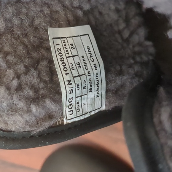 UGG Australia Renatta Wedge Bootie - Picture 10 of 10